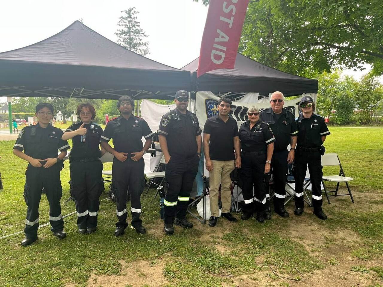 Nazim Shah with local first aid and emergency-response volunteers